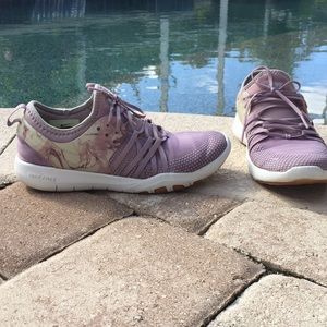 Womans nike free trainers size 7.5